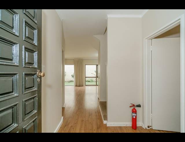 3 BEDROOM PROPERTY TO RENT IN MEADOWRIDGE